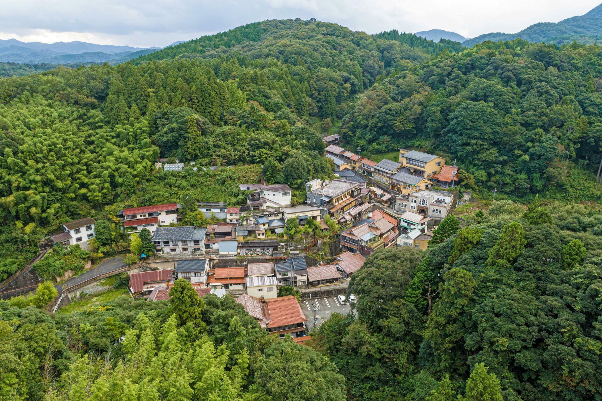 有福温泉の全景　画像提供：島根県観光連盟