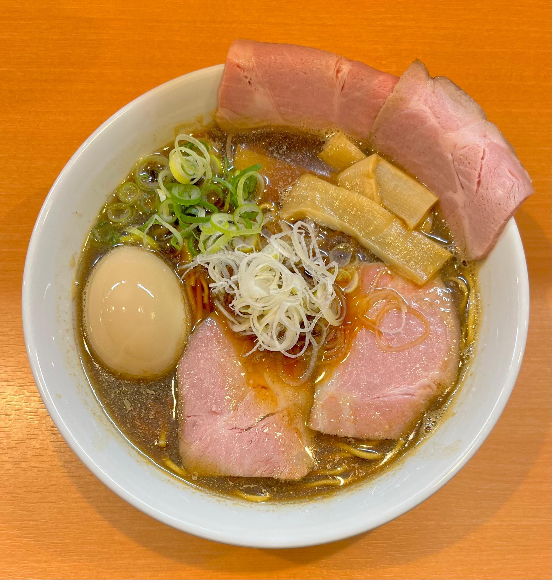 特製煮干醤油らーめん1100円