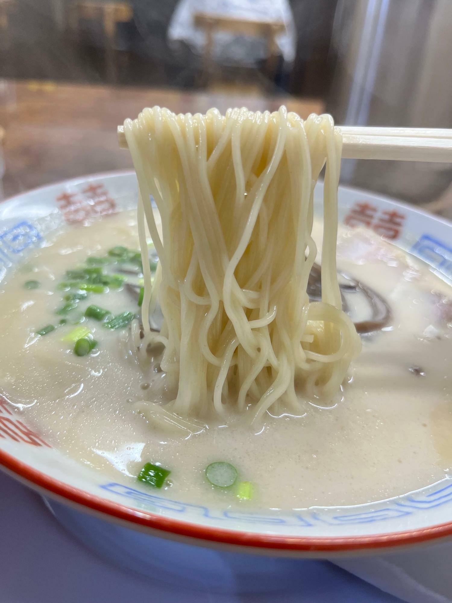 ストレート麺