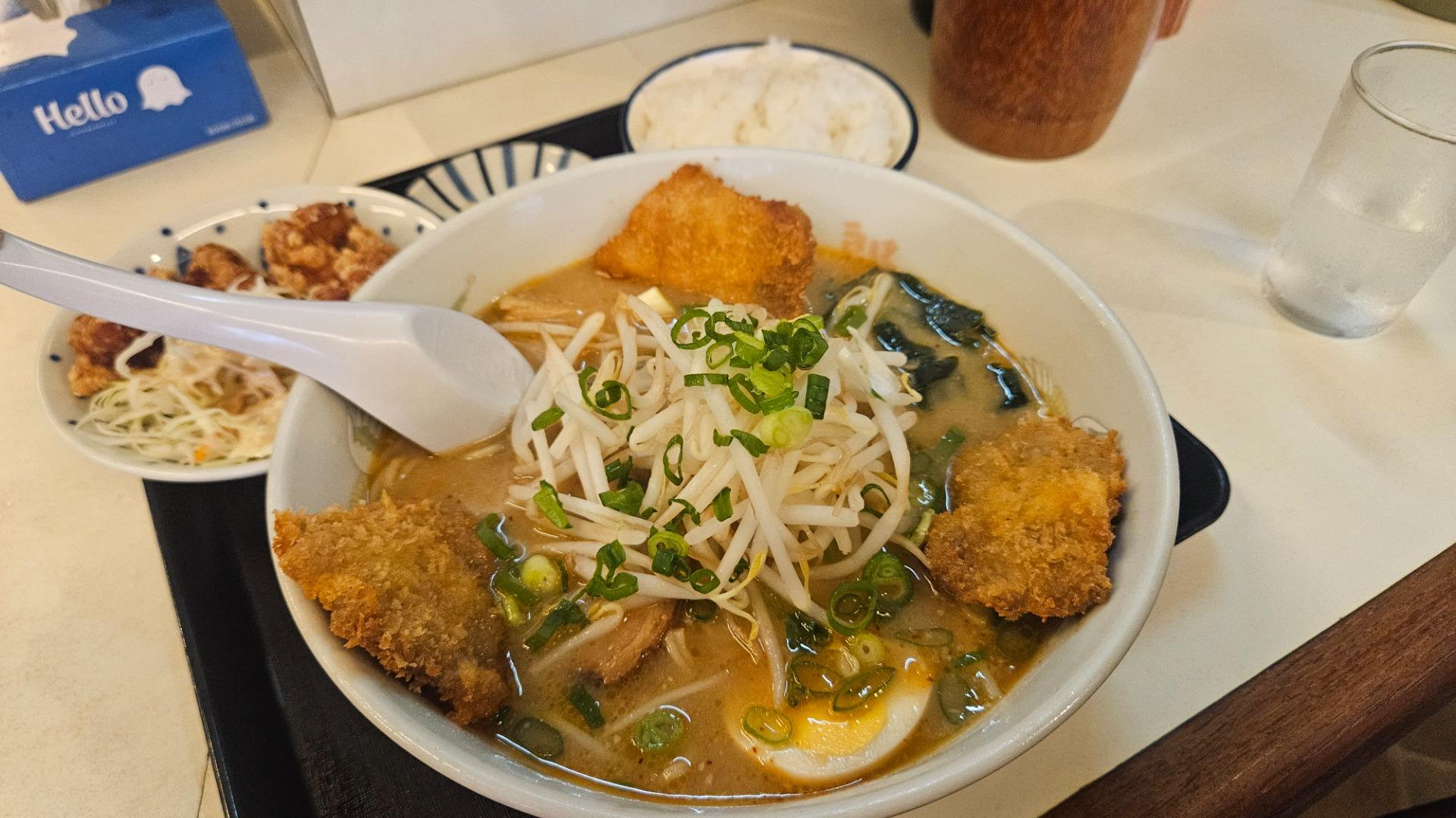 味噌カツたろう 味噌カツ弁当｜沖縄ファミリーマート