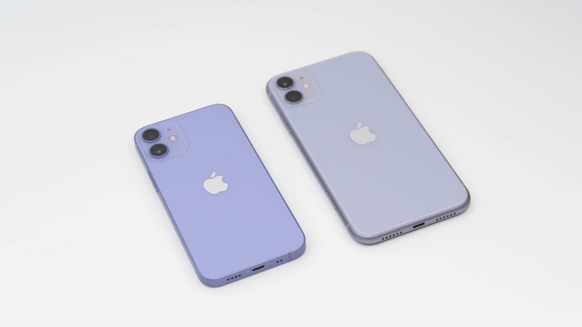iPhone 11・iPhone 12 miniのパープルの比較