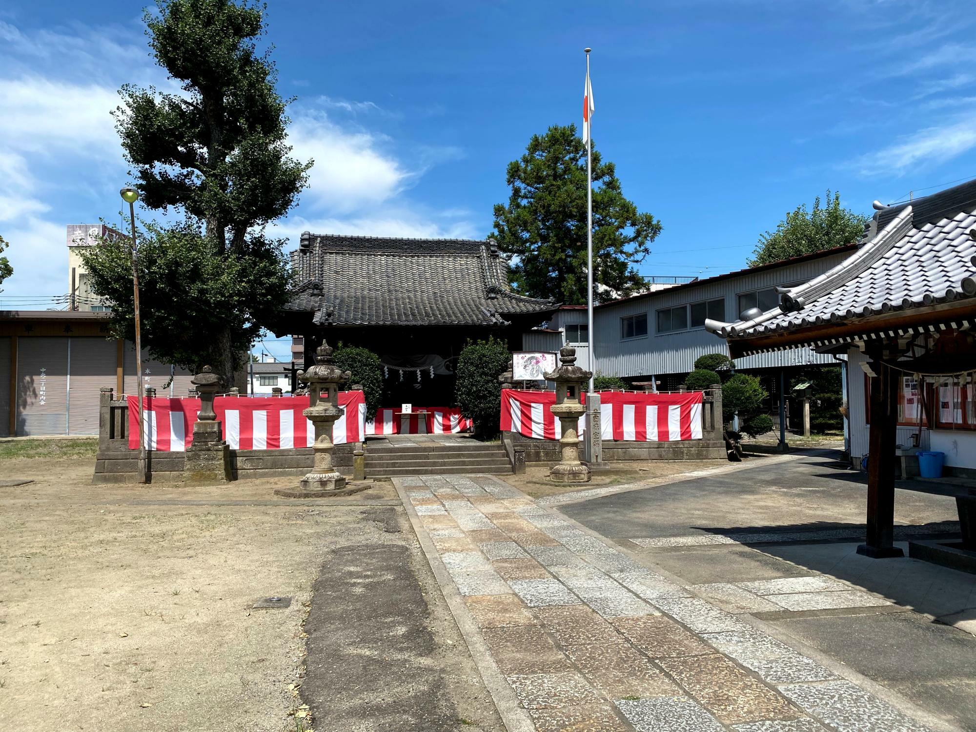 千方神社本殿