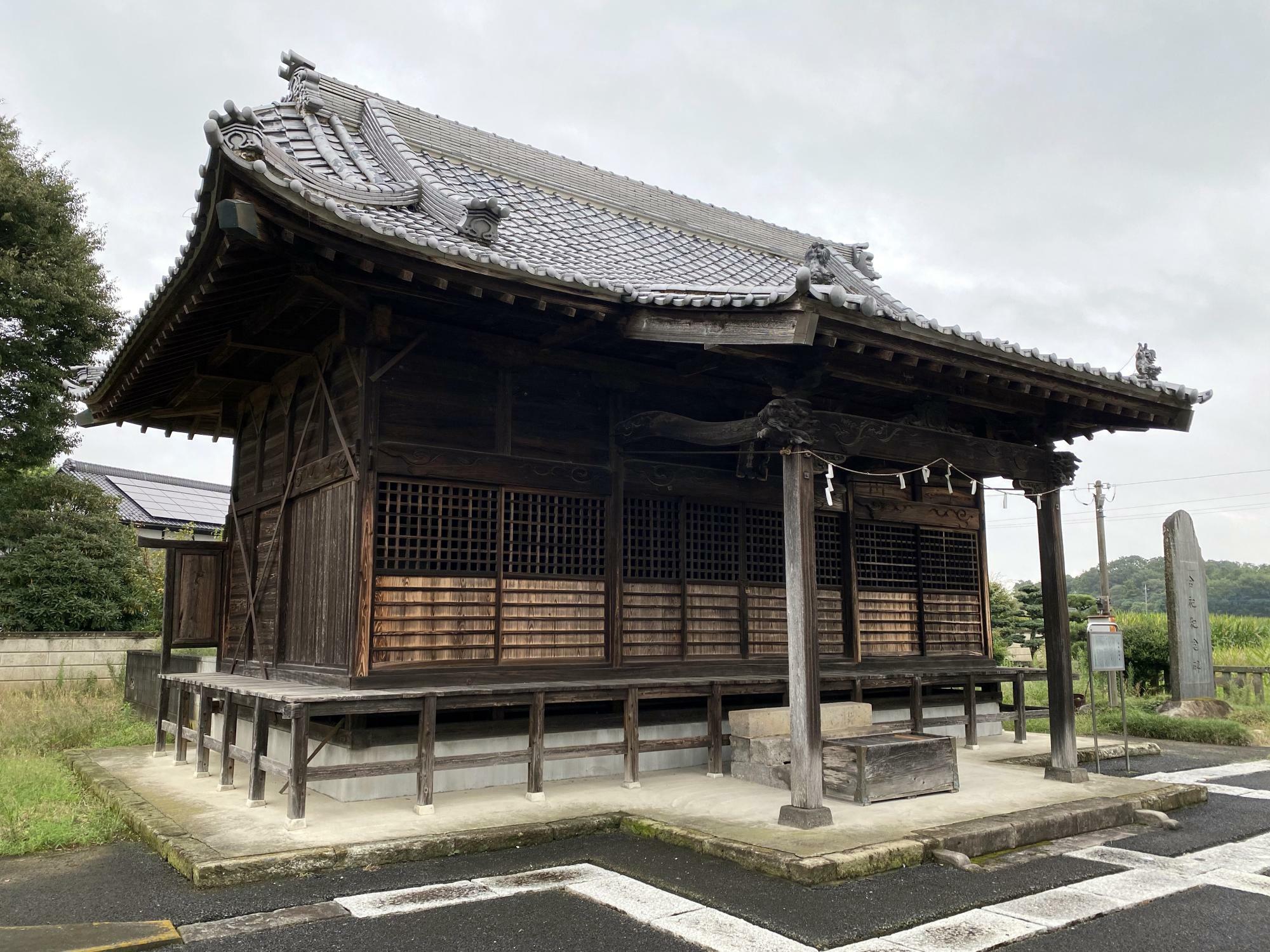 多賀谷神社の拝殿