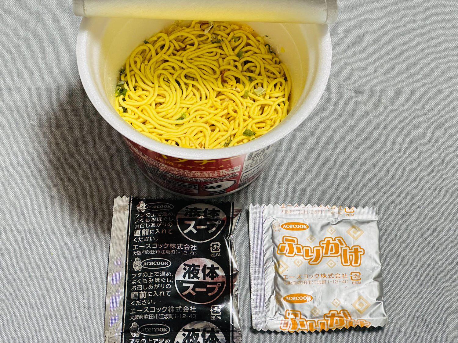 スーパーカップ1.5倍】バタチー粉末がこんもり！？味噌チゲ