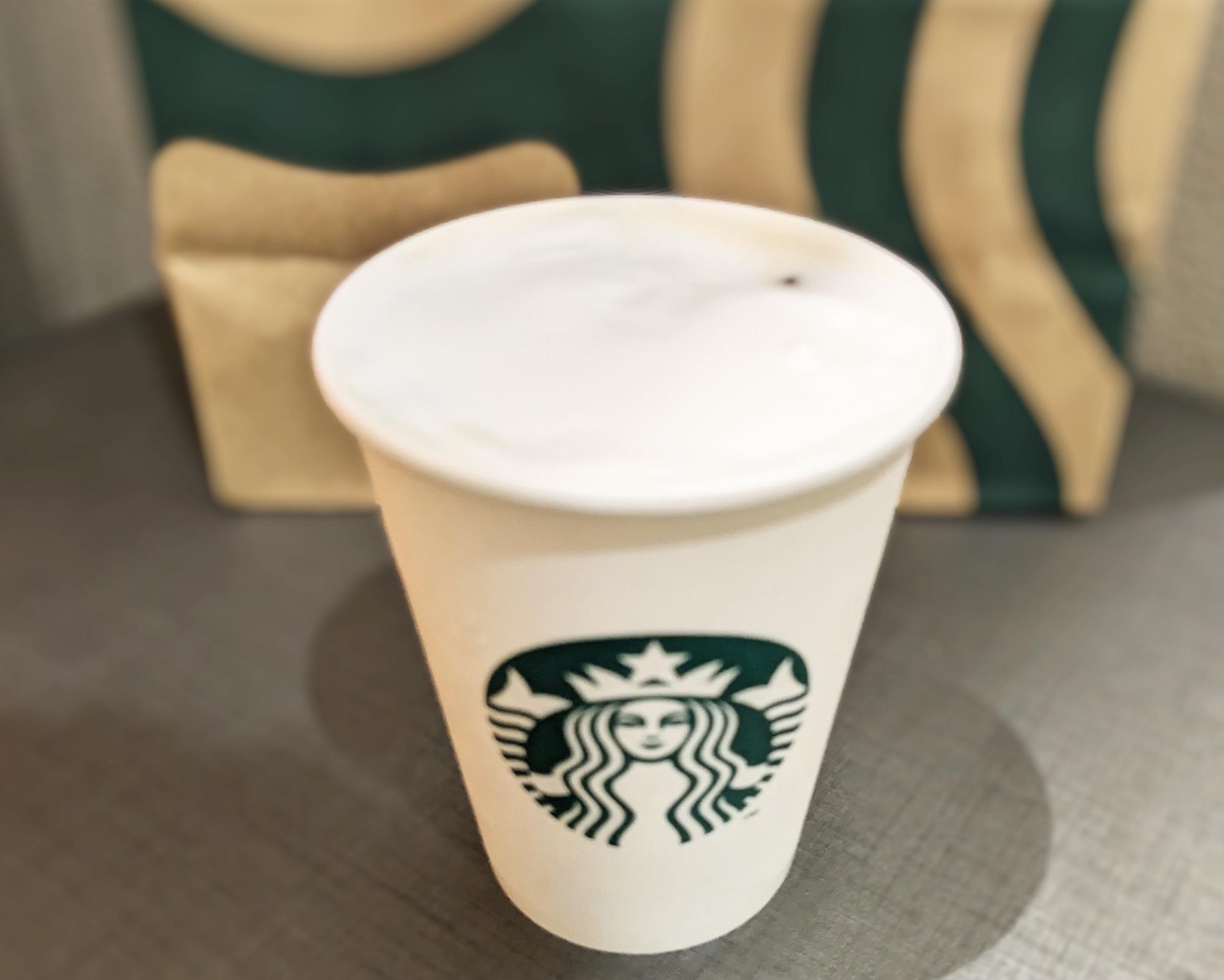 150kcal以下！スタバ新作「アイスカプチーノ」が激うま