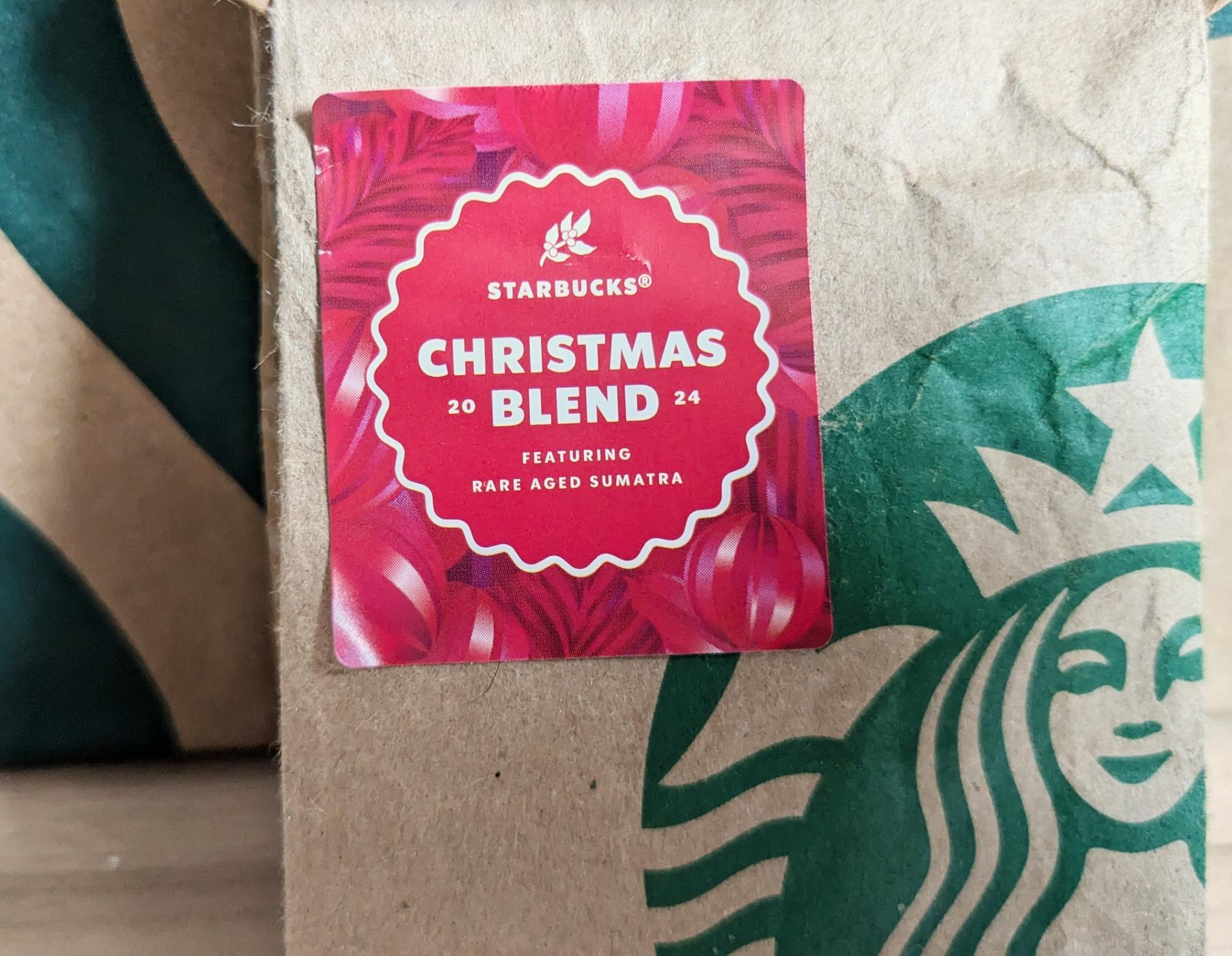 豆で買うと1杯100円以下!スタバ新作「季節限定のクリスマス 豆で買うと1杯100円以下!スタバ新作「季節限定のクリスマス