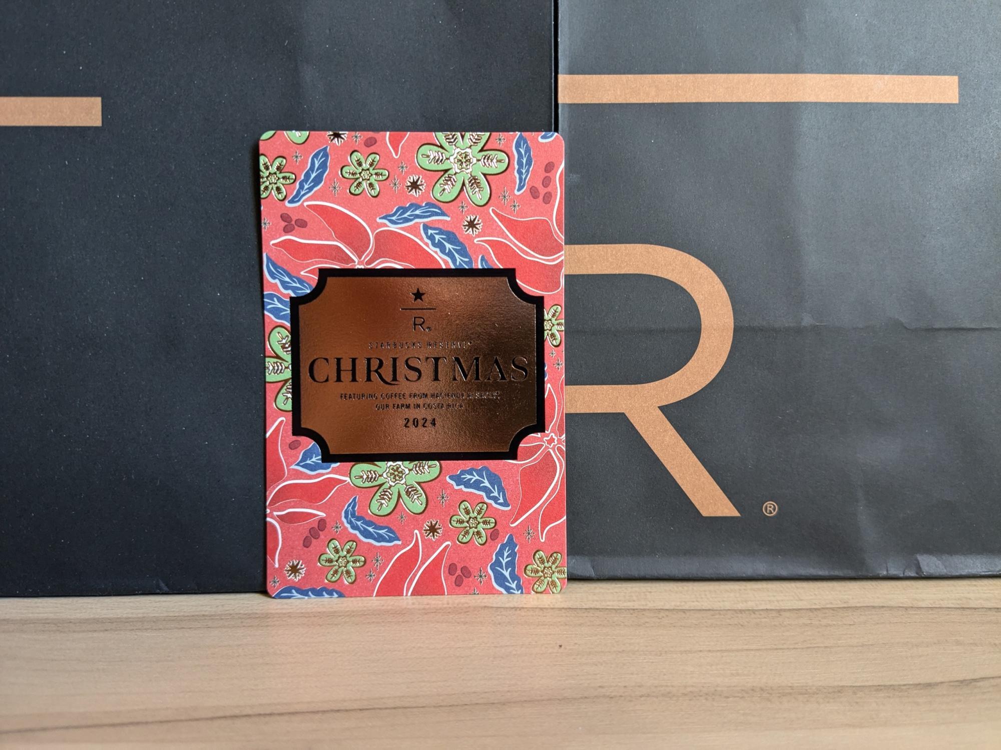 マニア絶賛!スタバの爆売れ「ワンランク上のクリスマス限定 マニア絶賛!スタバの爆売れ「ワンランク上のクリスマス限定