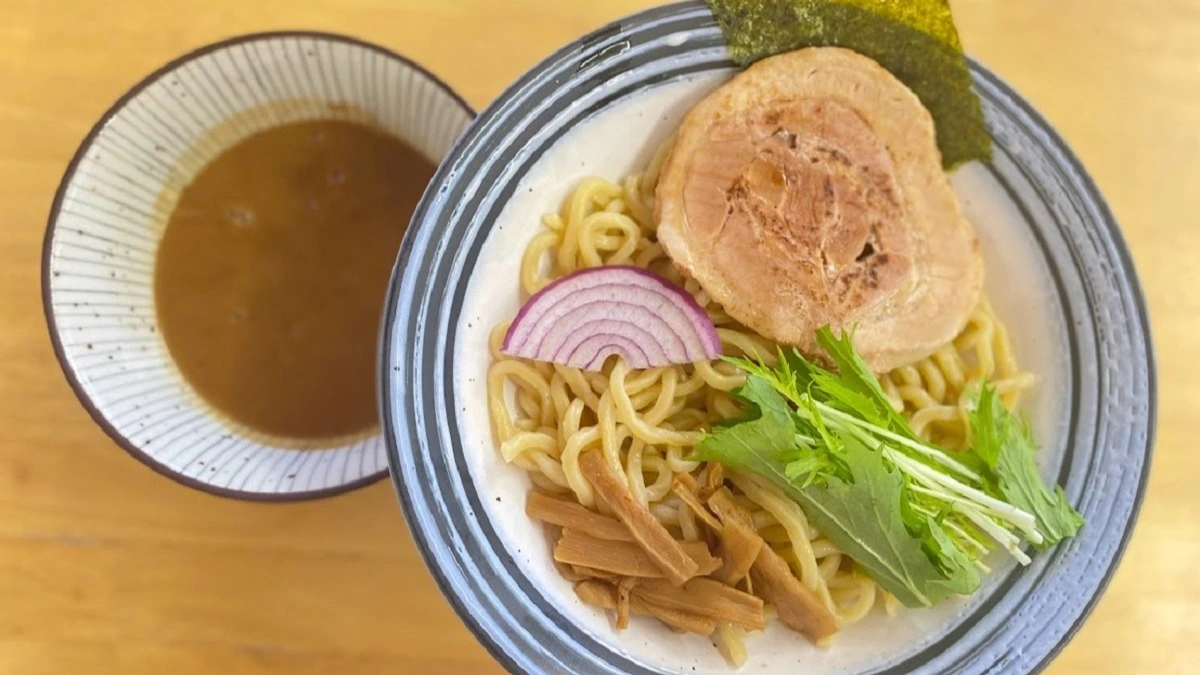 土浦市】川えびがつけダレに!? もちもち極太麺との相性ぴったり「土浦