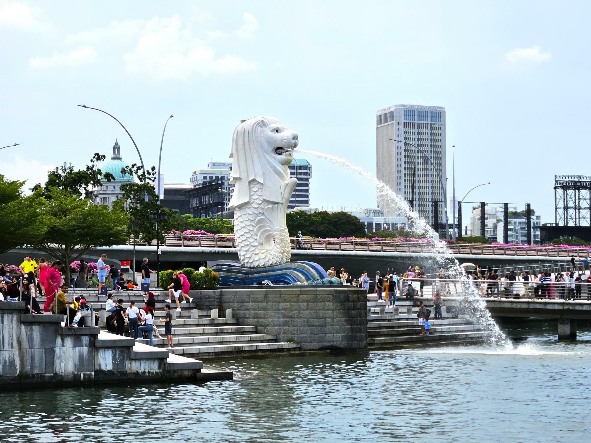 シンガポールのマーライオン像。