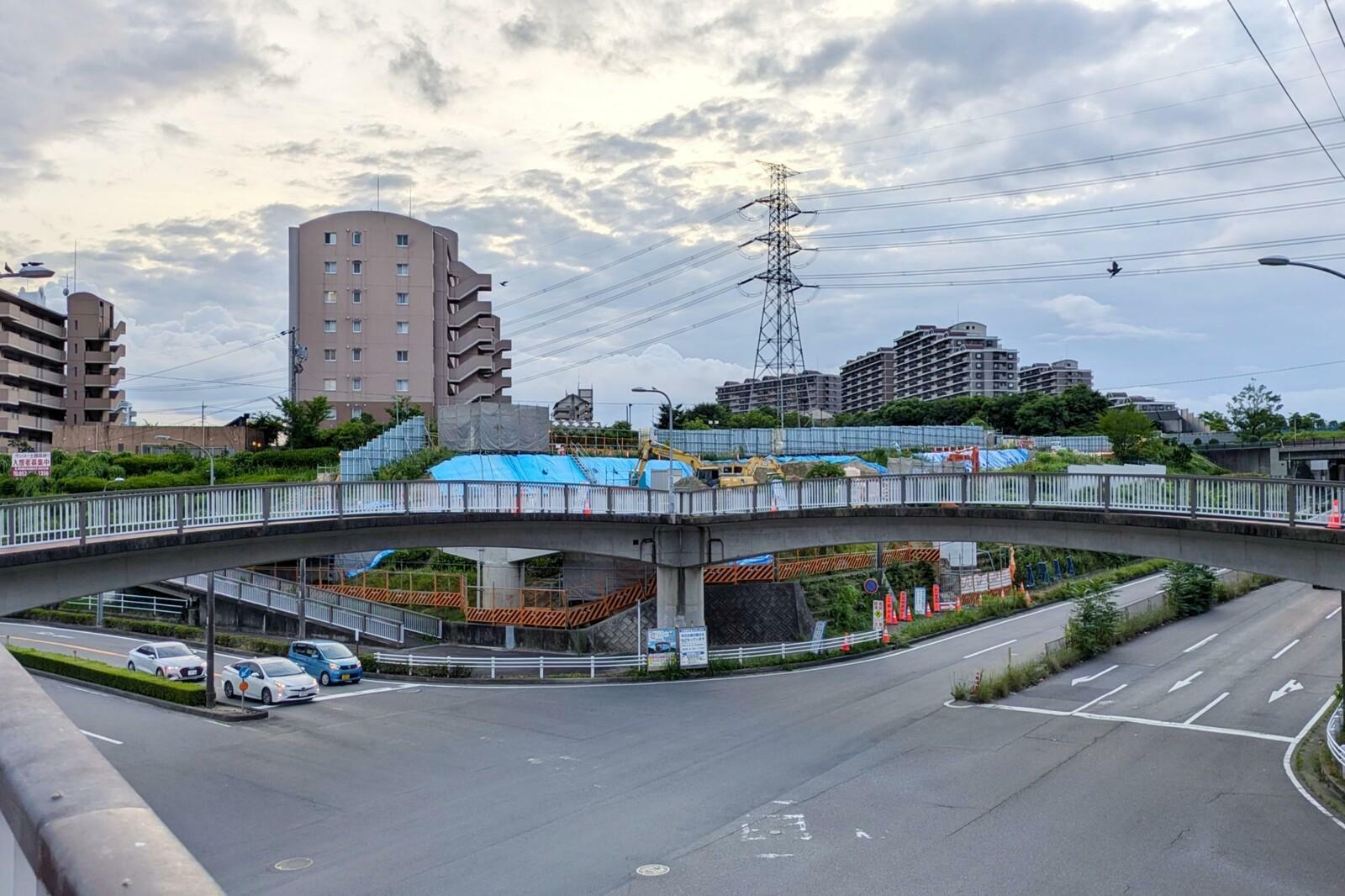 つい最近旧ピーチライナー線路跡のループ線が撤去された桃花台東