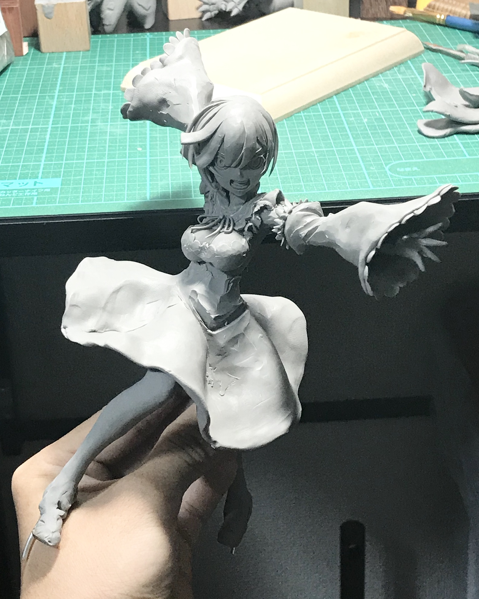 フィギュアと粘土