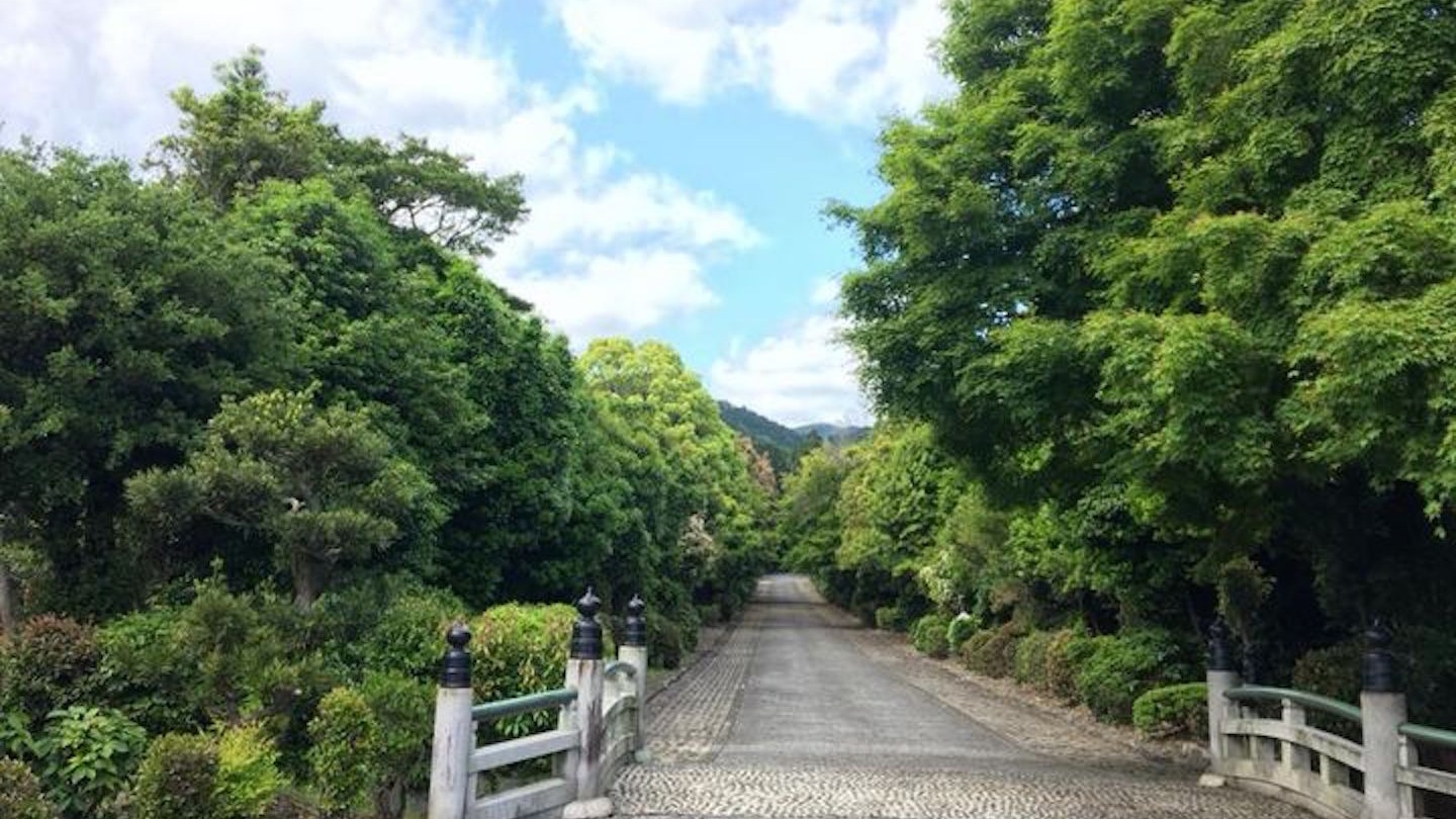 京都市】山科区 日本最古と言われる『天智天皇(中大兄皇子 京都市】山科区 日本最古と言われる『天智天皇(中大兄皇子