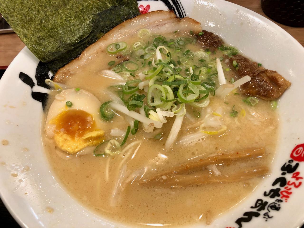 ふくちあんラーメン 880円（税込）