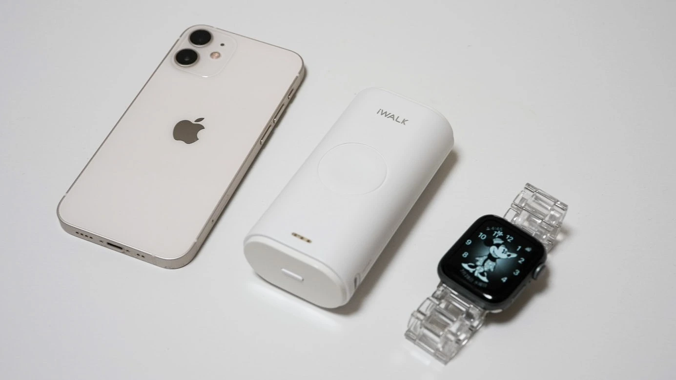 アップルユーザーは注目！iPhoneとApple Watchが同時充電できる