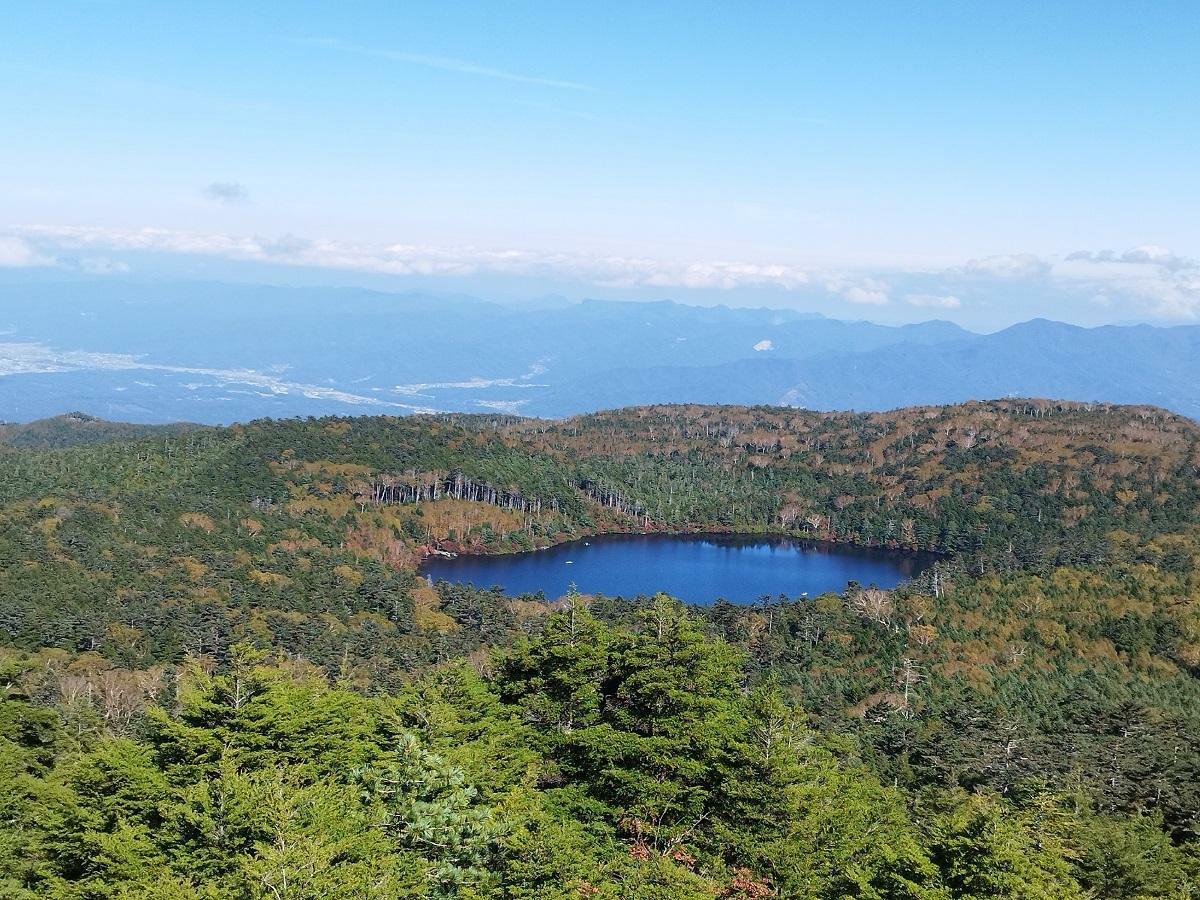 高見石からの白駒池