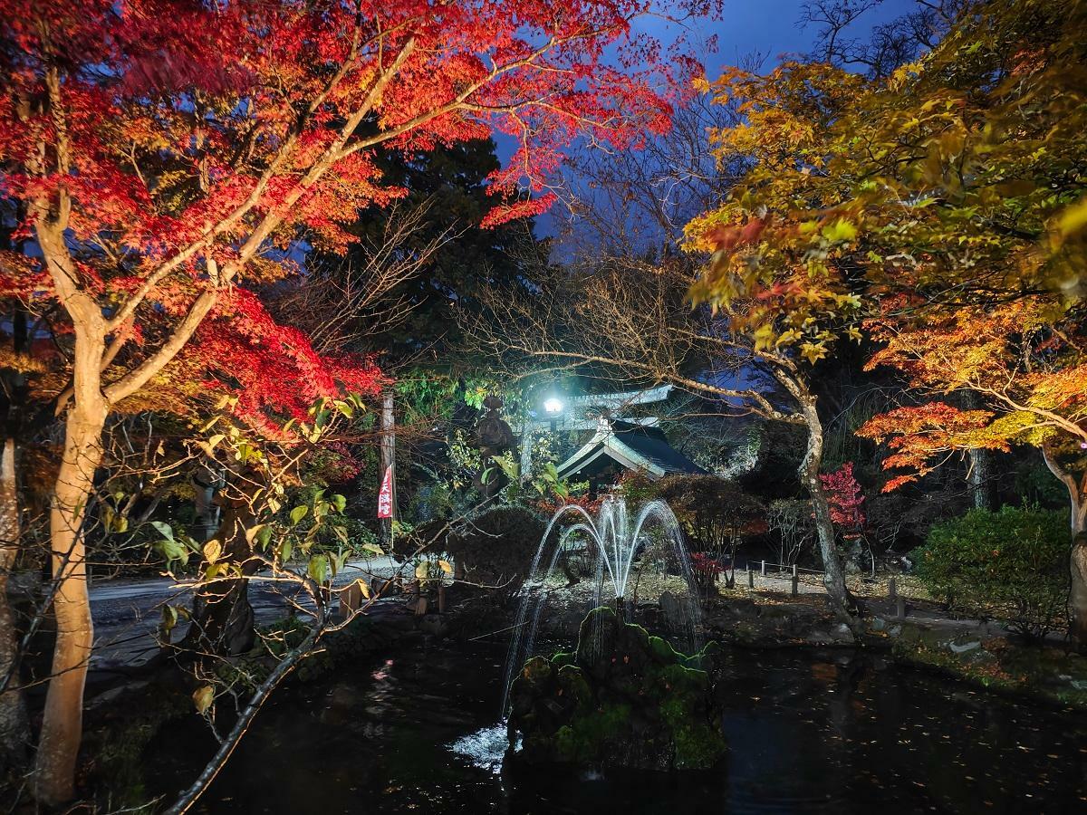 懐古神社の噴水