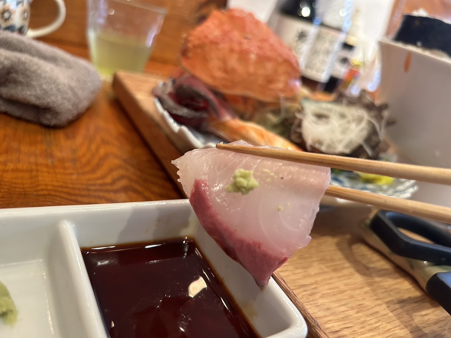 福岡市中央区】こんな海鮮丼見たことがない!驚愕コスパ海鮮 福岡市中央区】こんな海鮮丼見たことがない!驚愕コスパ海鮮