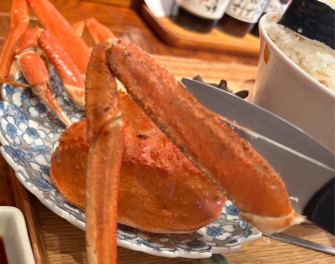 福岡市中央区】こんな海鮮丼見たことがない!驚愕コスパ海鮮 福岡市中央区】こんな海鮮丼見たことがない!驚愕コスパ海鮮