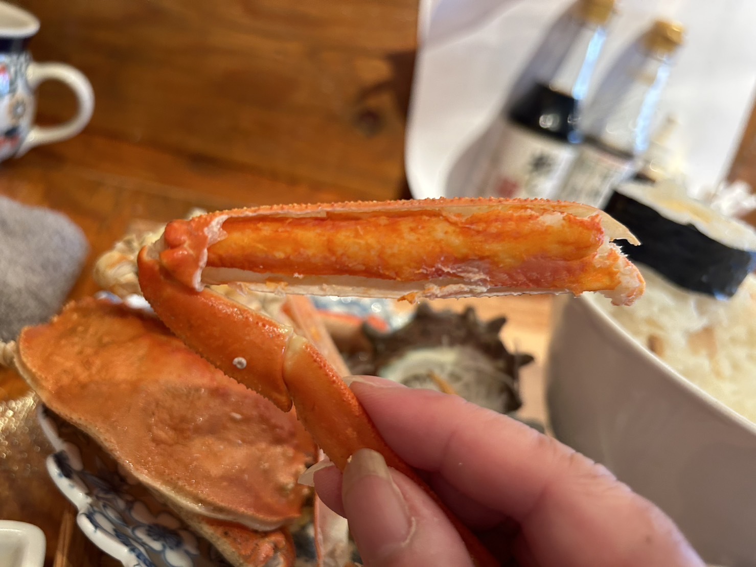 福岡市中央区】こんな海鮮丼見たことがない!驚愕コスパ海鮮 福岡市中央区】こんな海鮮丼見たことがない!驚愕コスパ海鮮