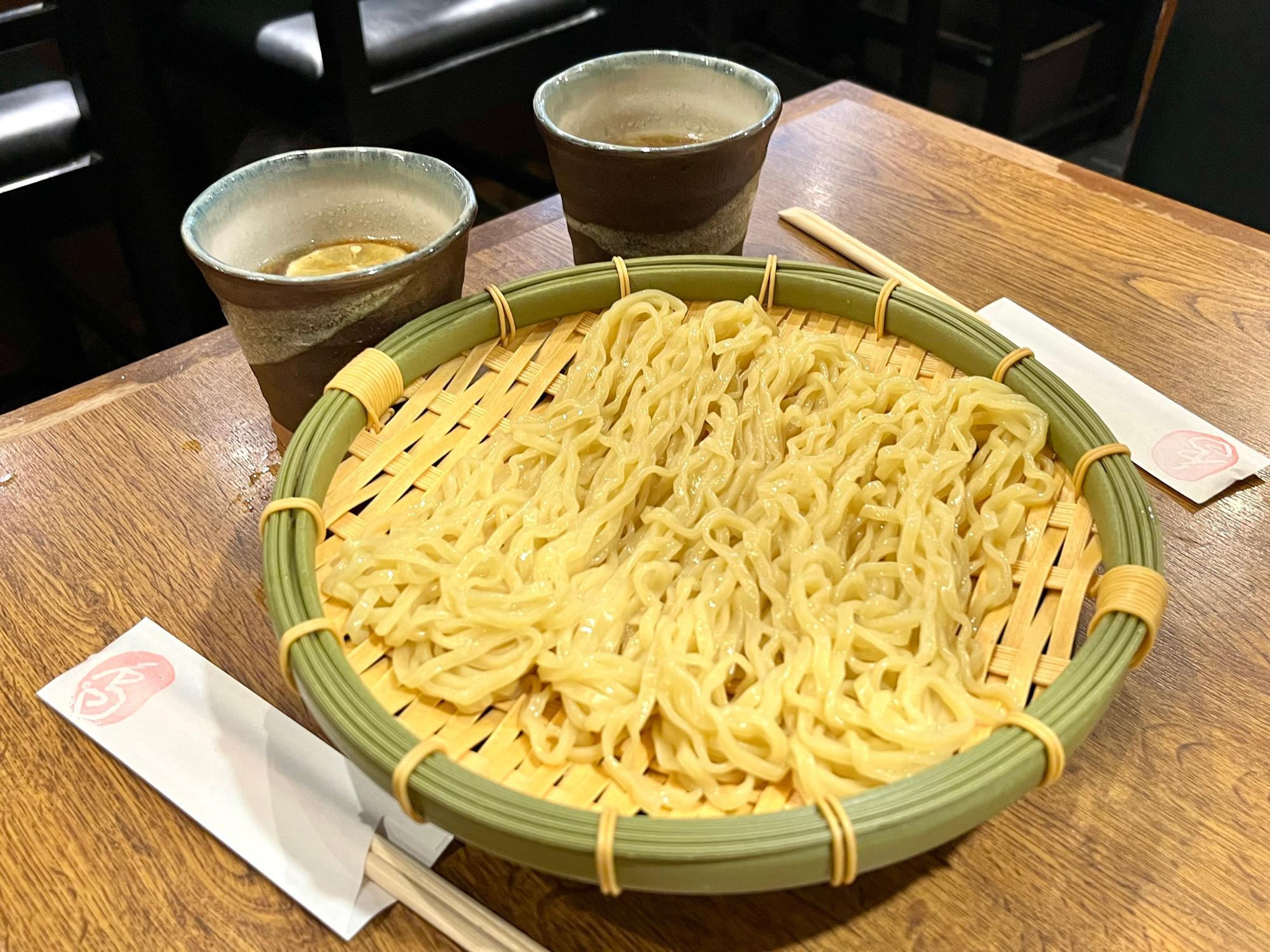 つけ麺　一鳥鴨そば　880円