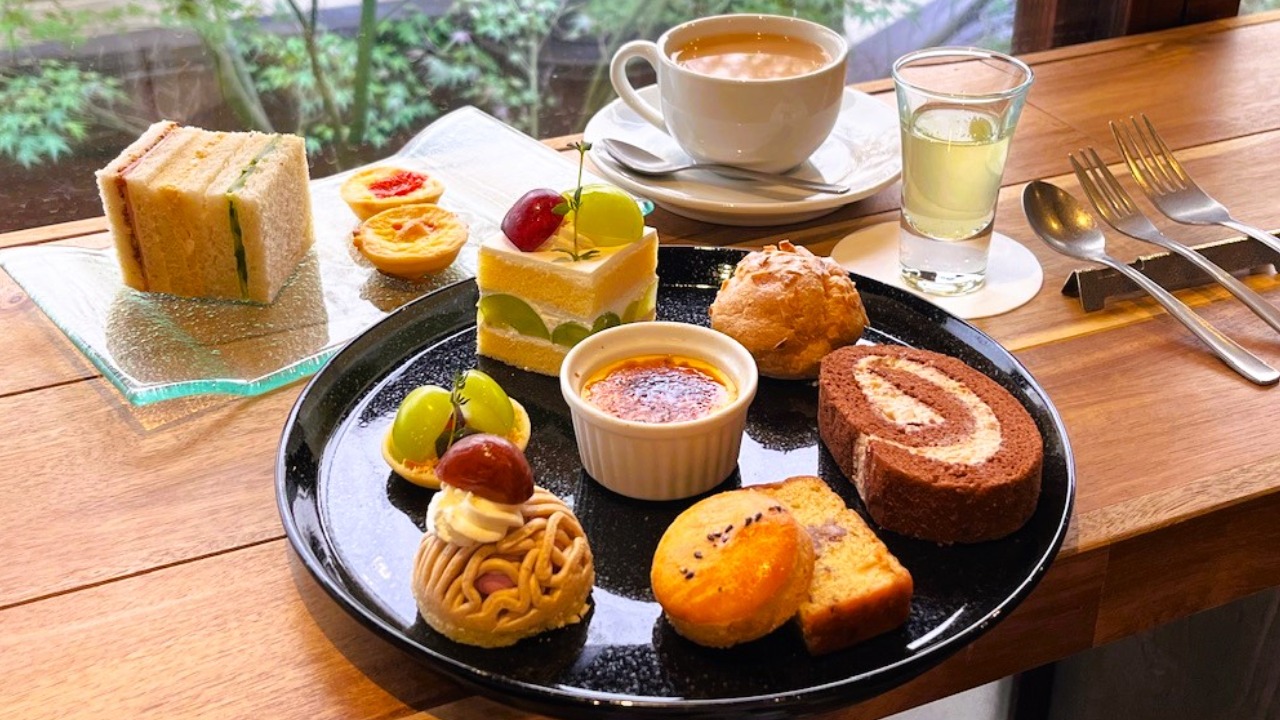 京都の町屋カフェで焼き菓子のおみやげ付きアフタヌーンティーセット