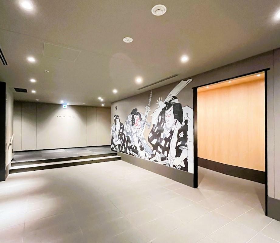 9・10階のプレミアムフロアに描かれた歌舞伎アート