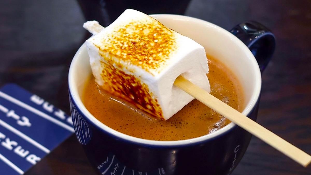 イタリアンホットチョコ 人気ベーカリーカフェで頼んだ「ホットチョコレート」が美味し