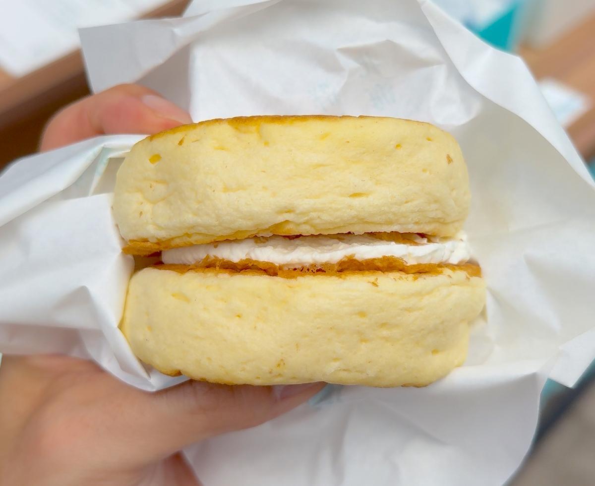 旅先でみつけたこのお菓子、実はこれパンケーキじゃなくて『どら