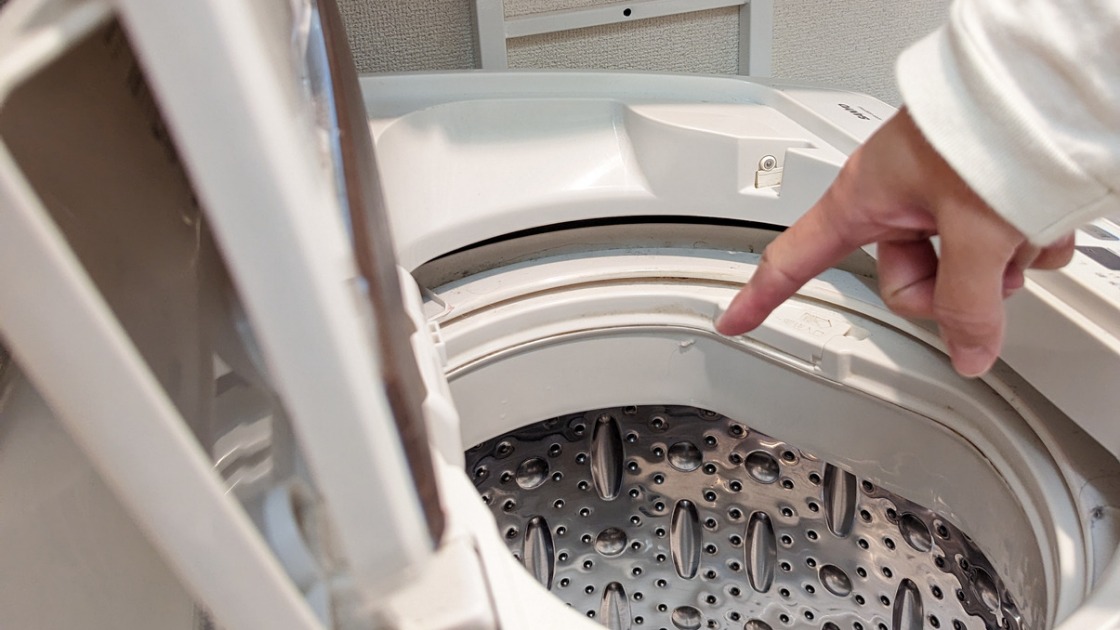 洗濯槽しか掃除しないのは間違い！縦型洗濯機の洗剤投入口を正しく掃除
