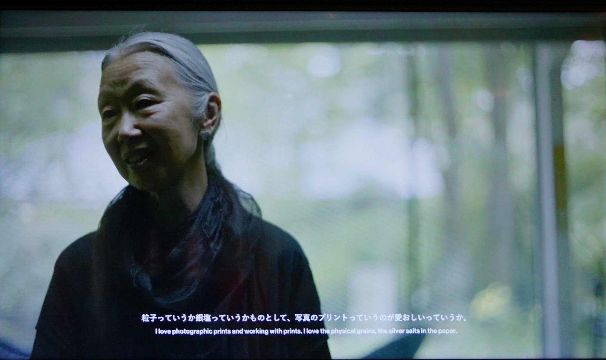 GYREのあちこちにあるモニターで、軽井沢にある高木さんの美しいご自宅で語る高木さんの貴重な映像が観られるので、ぜひご覧ください。