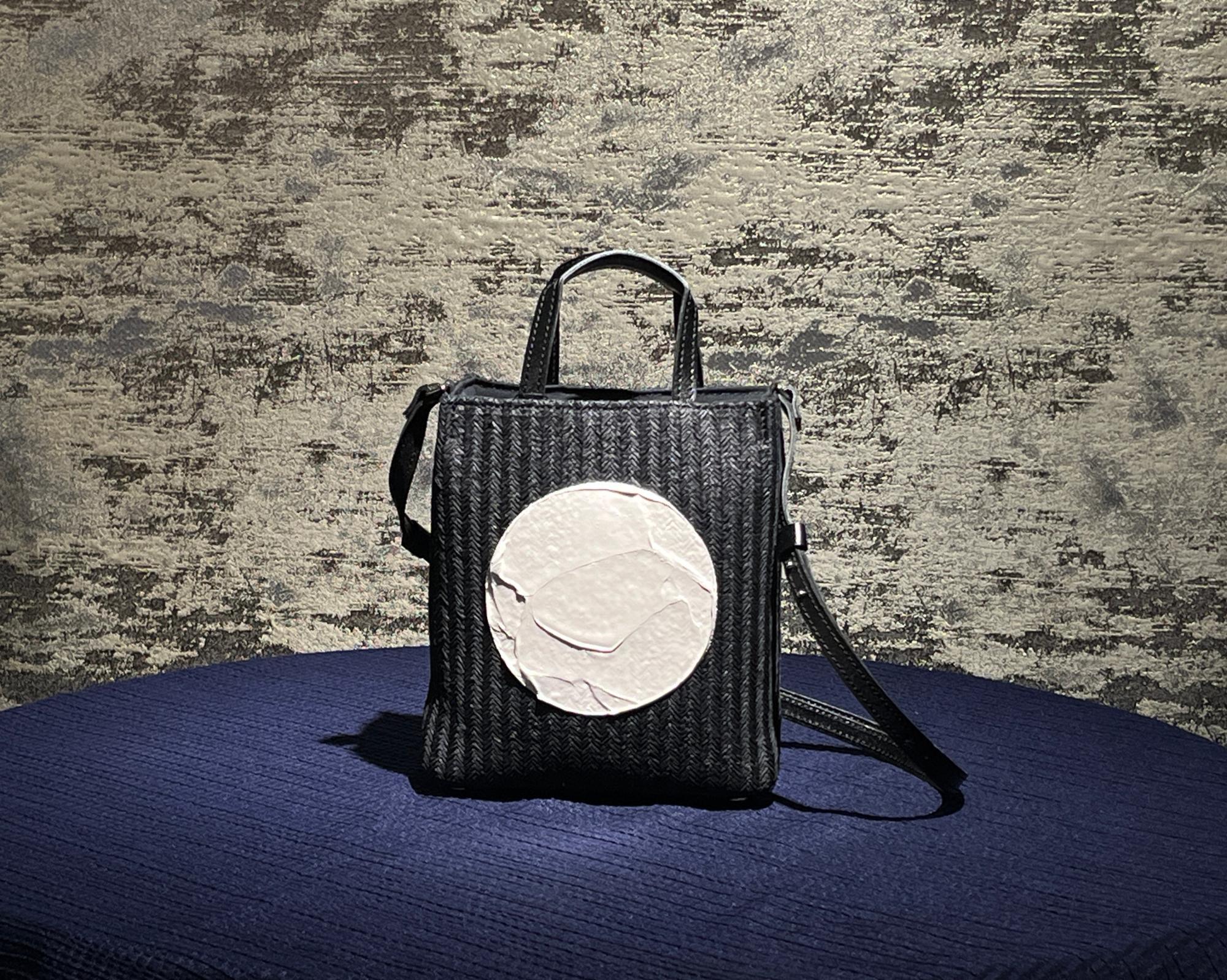 京都市】大胆なハンドペイントのバッグが人気！「textiletells