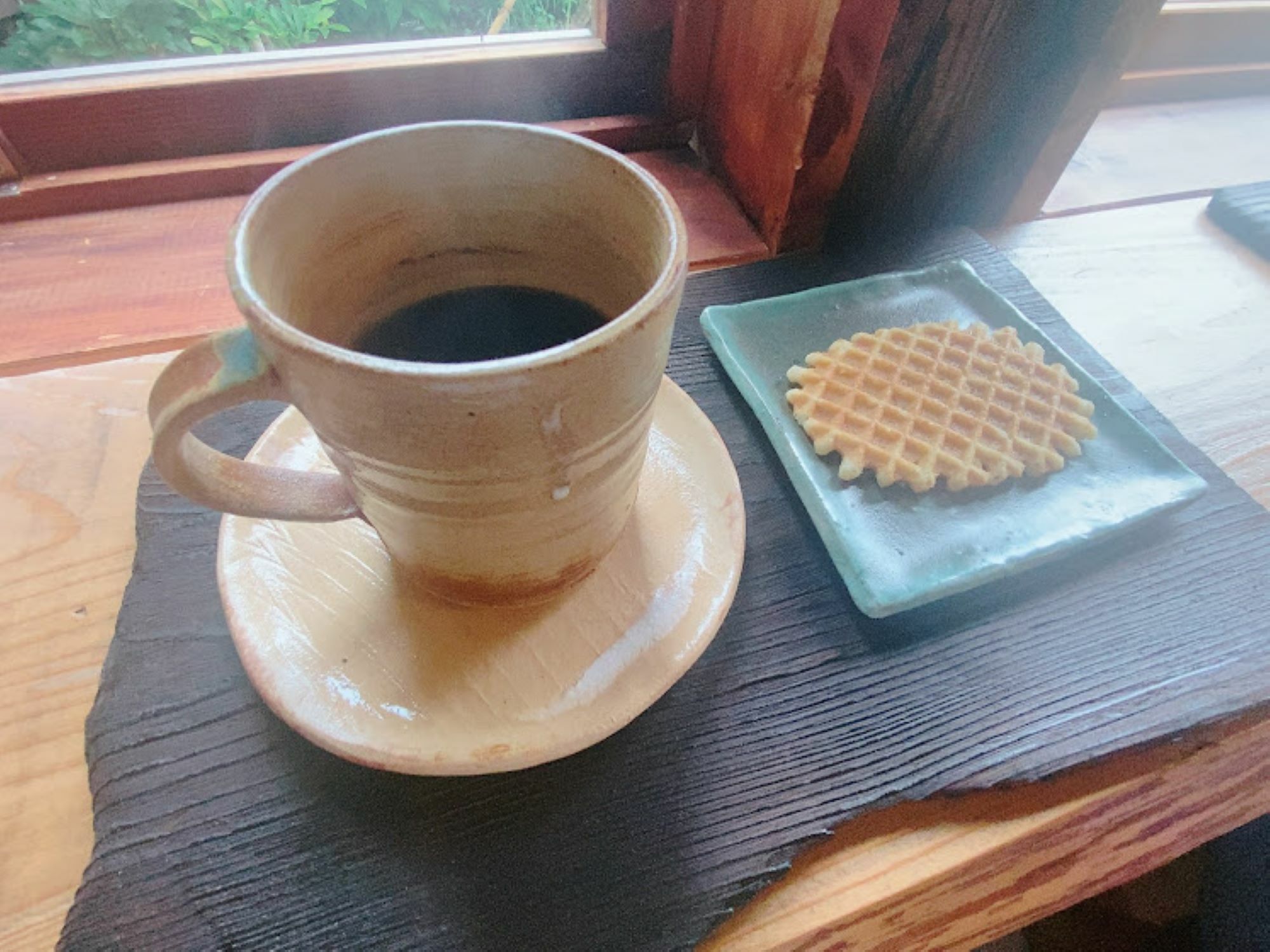 抹茶と違うお菓子が付くコーヒー