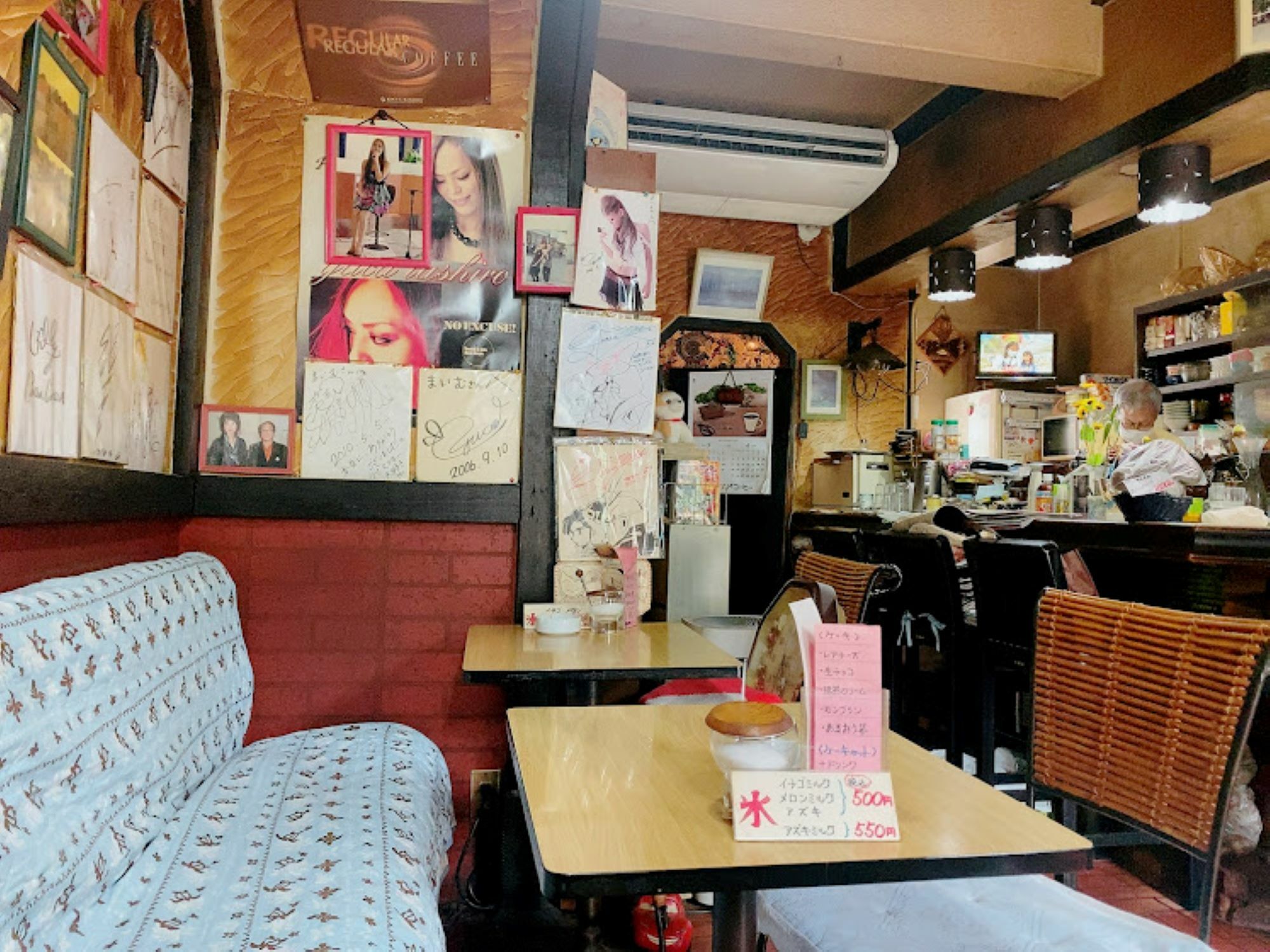 昭和の喫茶店そのままの雰囲気ですね。