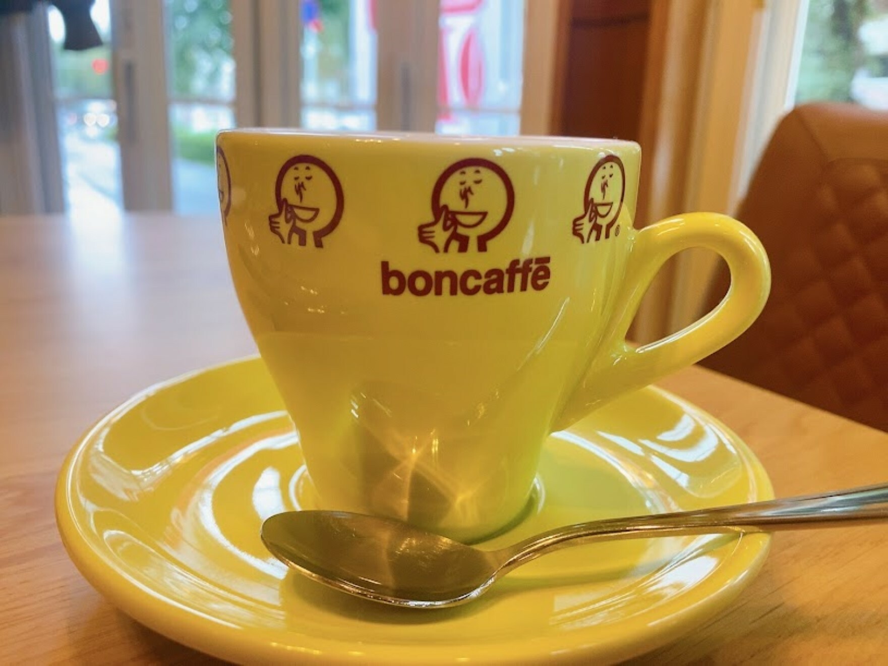 bondolfi boncaffēのカップも素敵ですね。