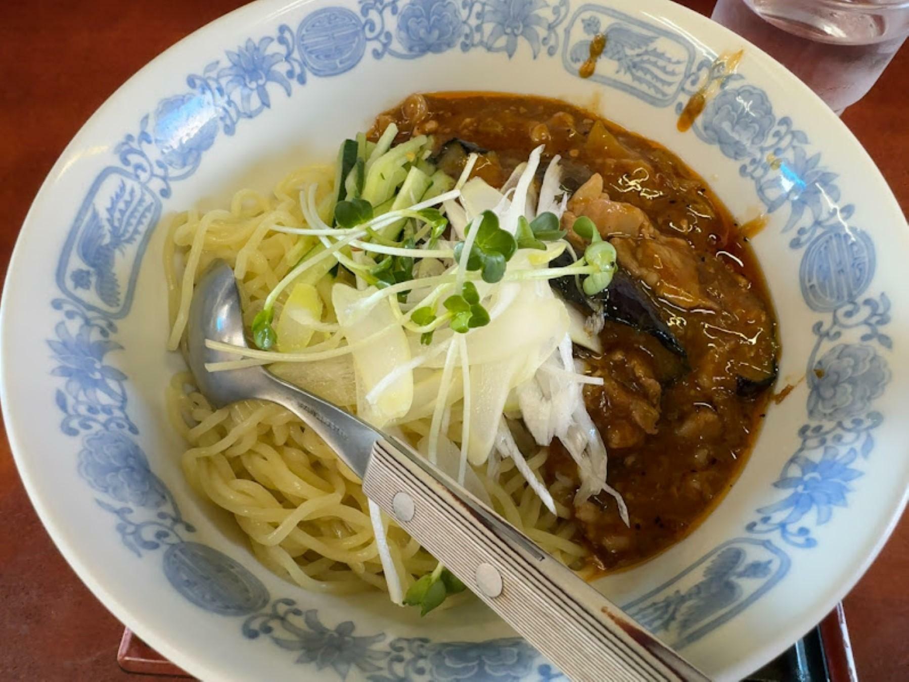 なす入りジャージャー麺