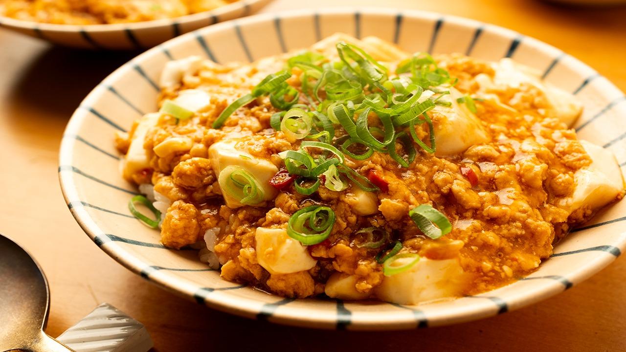 【ひとくちでハマる】おてがる食材だけでみんなに喜ばれる『麻婆豆腐丼』（まいにち3品食堂） - エキスパート - Yahoo!ニュース