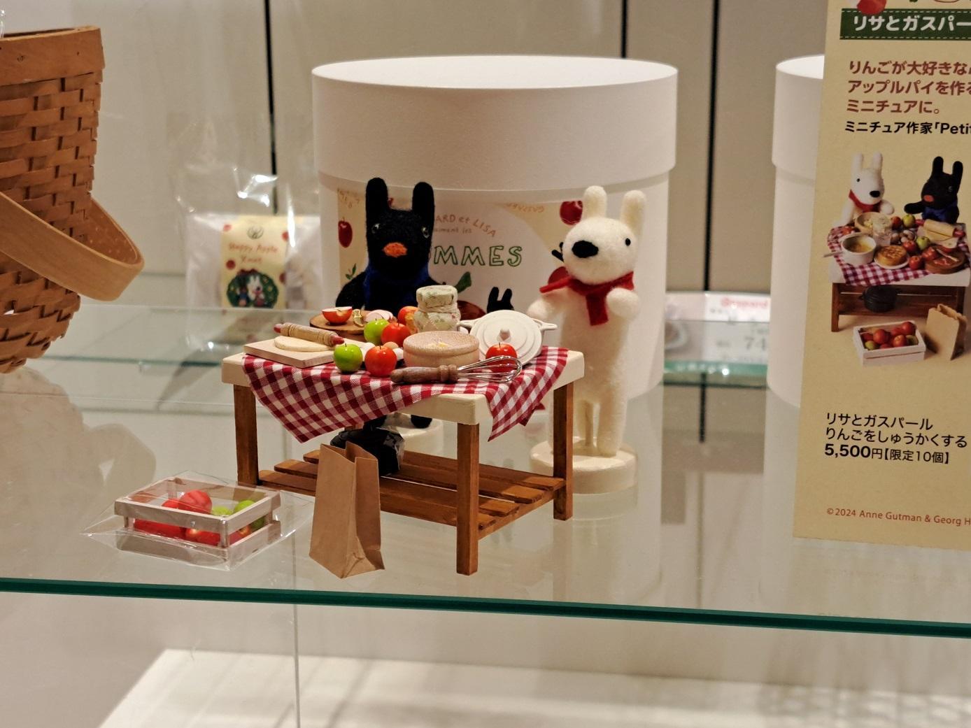 西宮市】「西宮阪急」が「リサとガスパール」だらけに!限定商品 西宮市】「西宮阪急」が「リサとガスパール」だらけに!限定商品