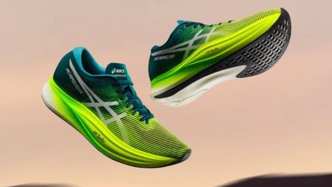 asics【ランニングシューズ】進化し続ける厚底シューズ！（牧野仁