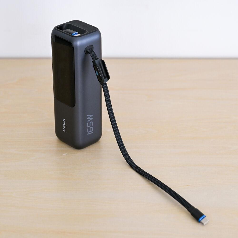 Anker Power Bank 25,000 mA／165W ／内蔵Cケーブル Amazon.com: Anker Power Bank 25K 165W with Built-in USB-C
