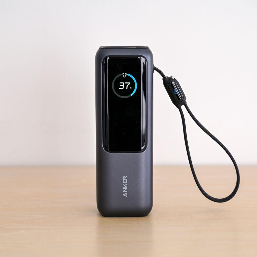 アンカーパワーバンク25,000mmAP✨美品 Anker Power Bank(25000mAh, Built-In & 巻取り式ケーブル)を