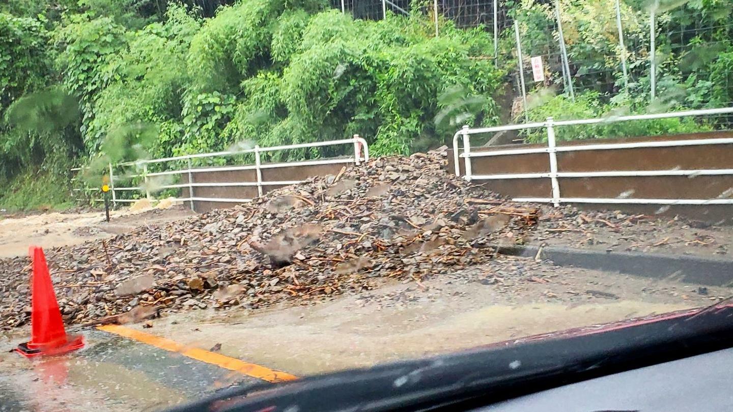 避難中、土砂崩れに遭遇