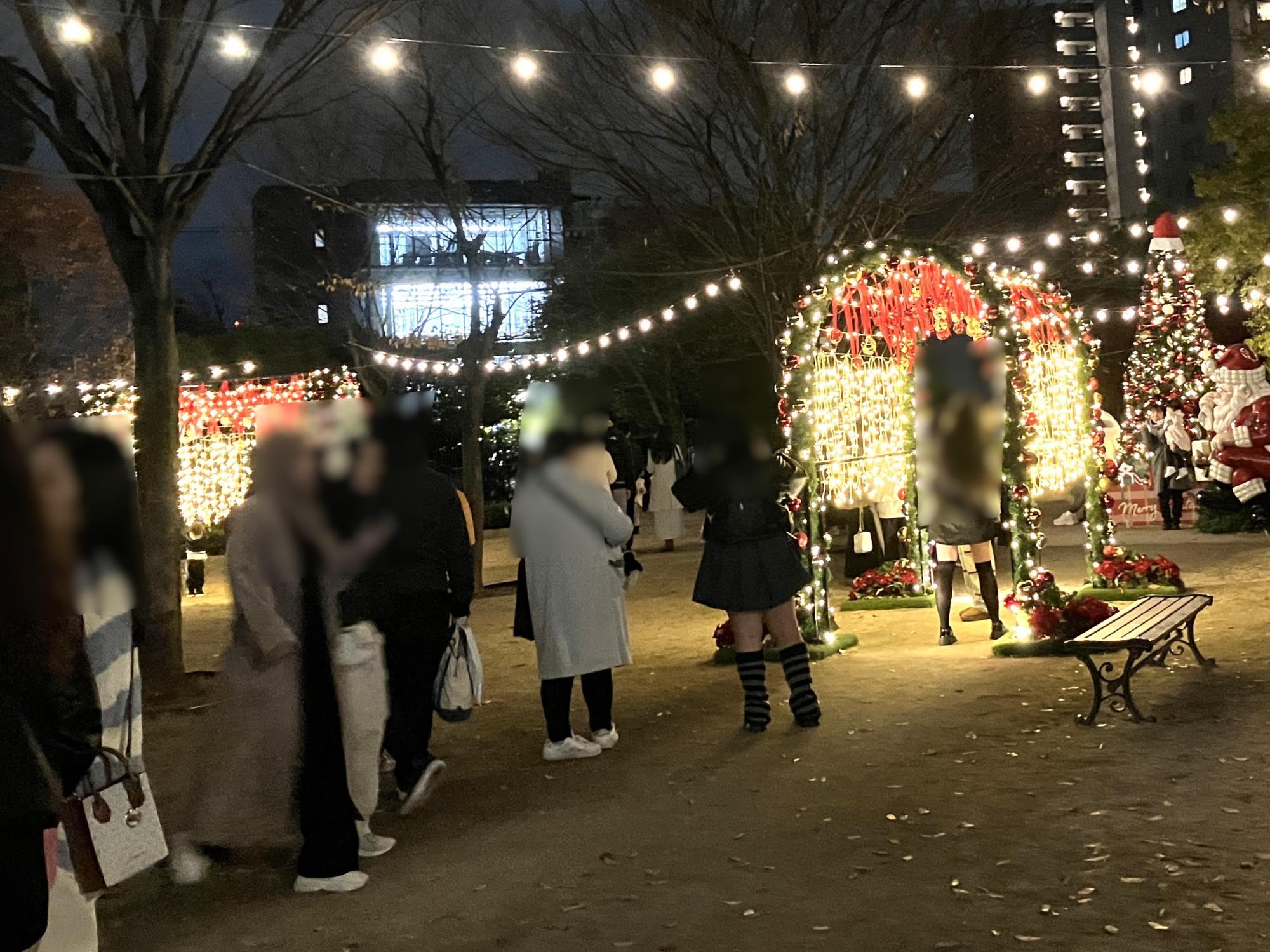 土日は撮影の順番待ちも