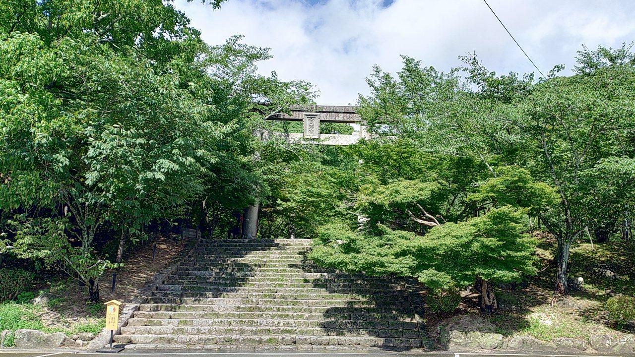 竈門神社の鳥居