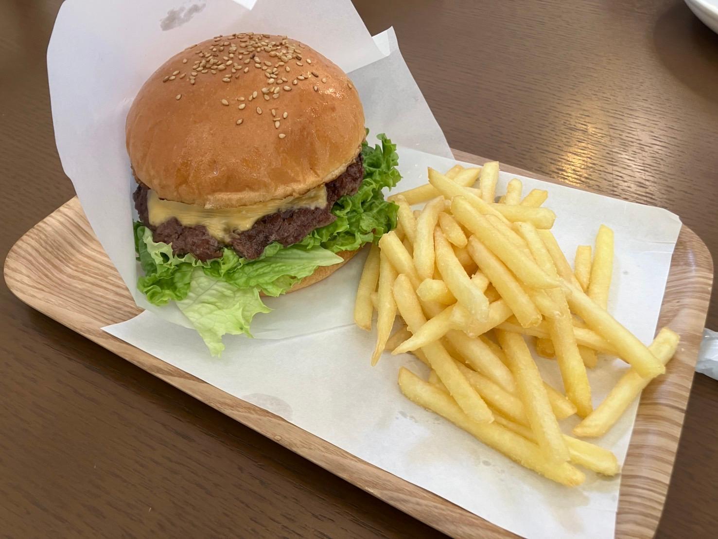 多治見市】うまっ！ 食べごたえ十分の絶品オージーバーガー 本場