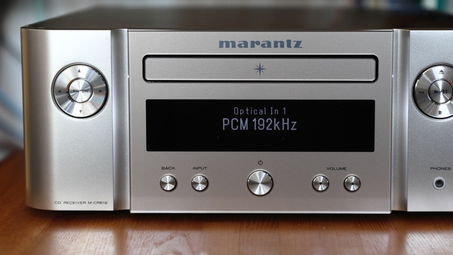 マランツの弩級ネットワークCDレシーバーM-CR612レビュー マランツの弩級ネットワークCDレシーバーM-CR612レビュー