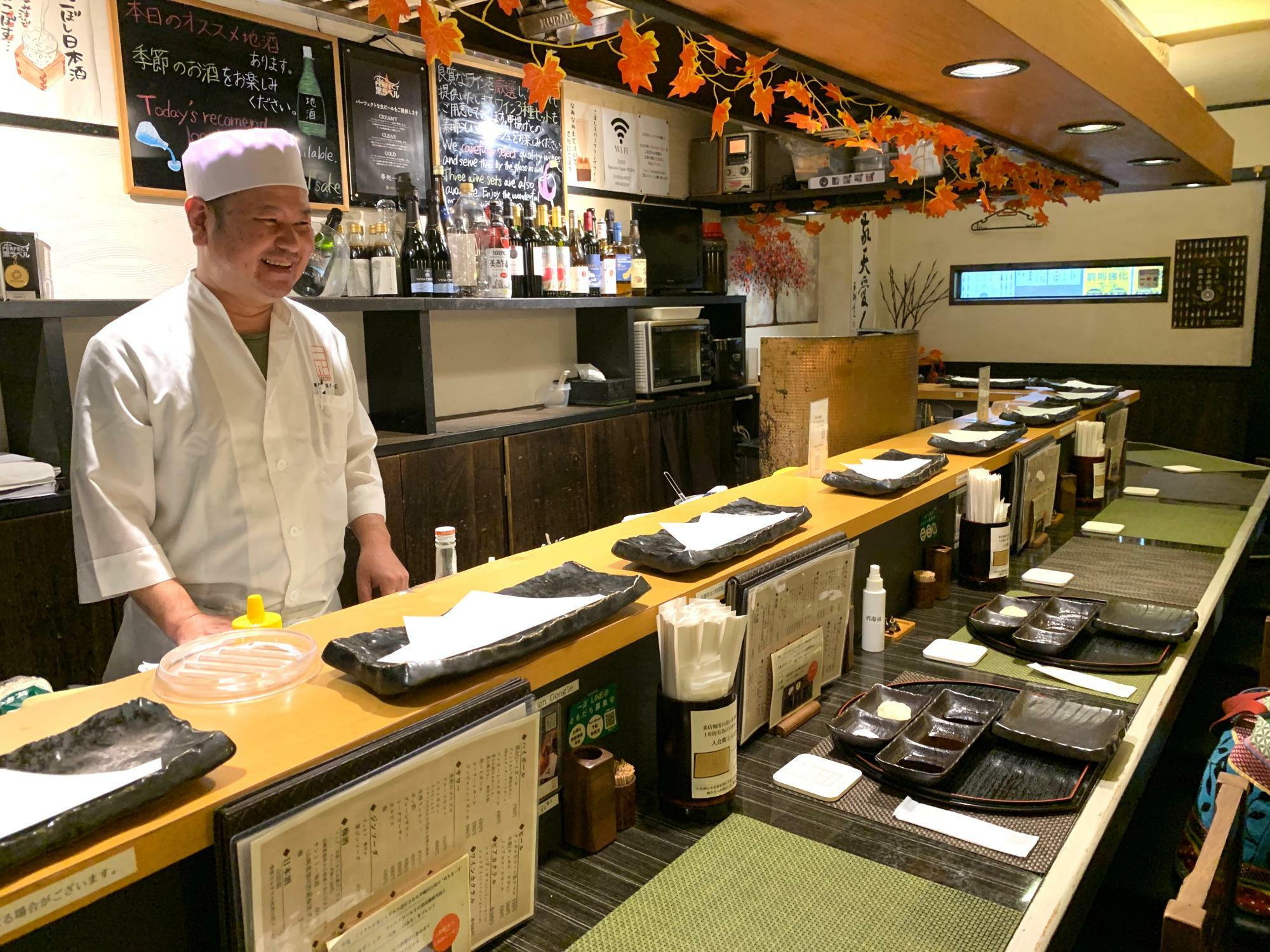 この道、33年の店主、上野進一さん