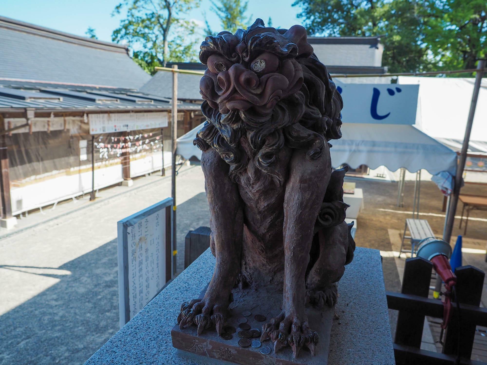 吉備津彦神社(岡山県岡山市)の備前焼の狛犬