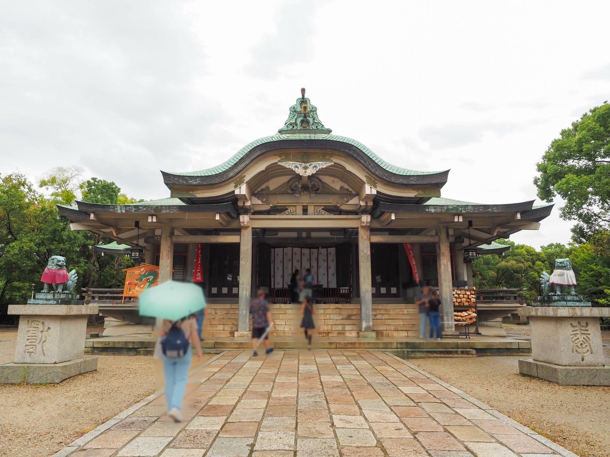 豊國神社。大阪城公園内に鎮座する。