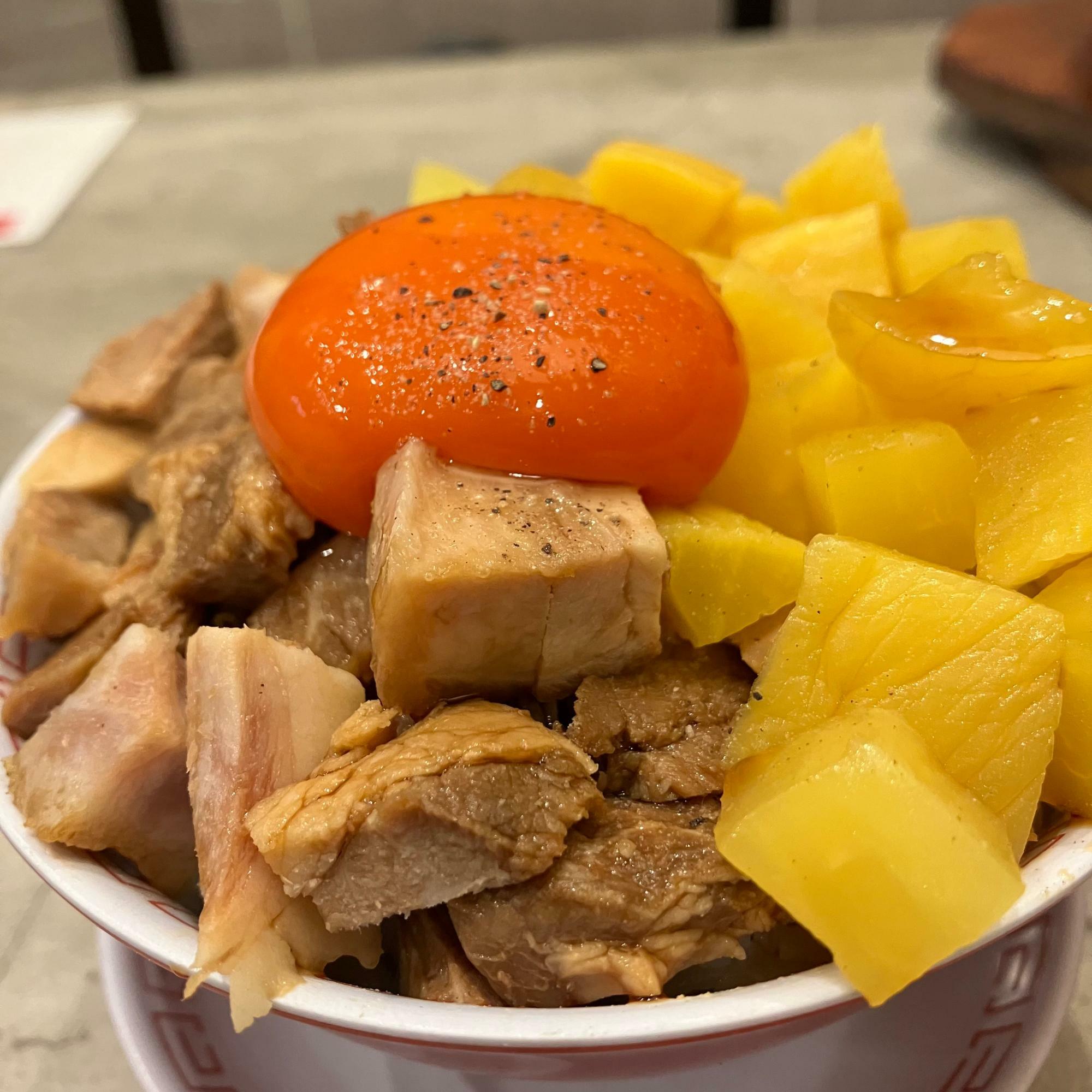 肉たく丼￥450