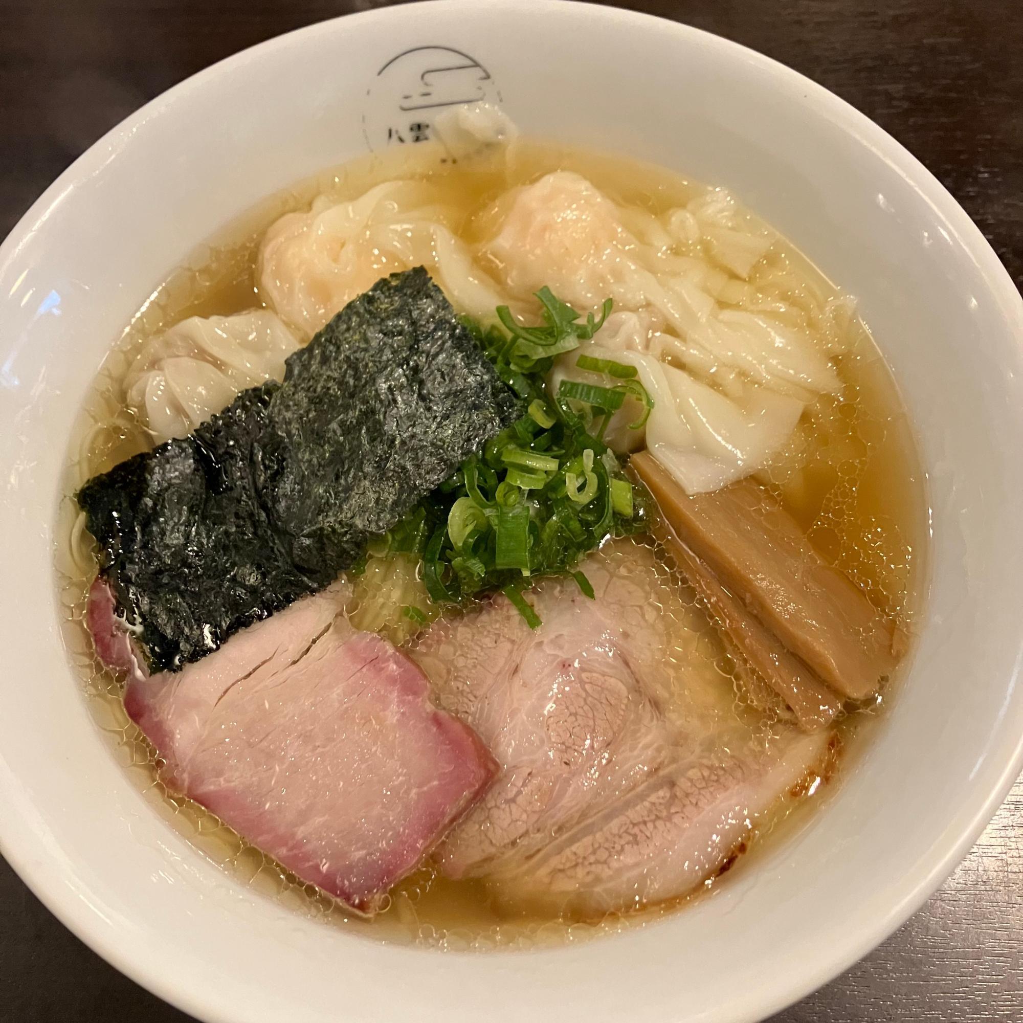 特製ワンタン麺ハーフ 白だし￥1220